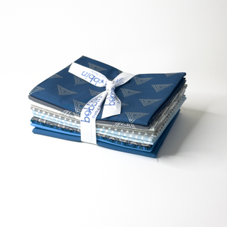 Winter Blues Fat Quarter Bundle