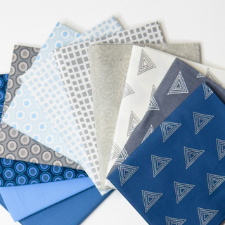Winter Blues Fat Quarter Bundle